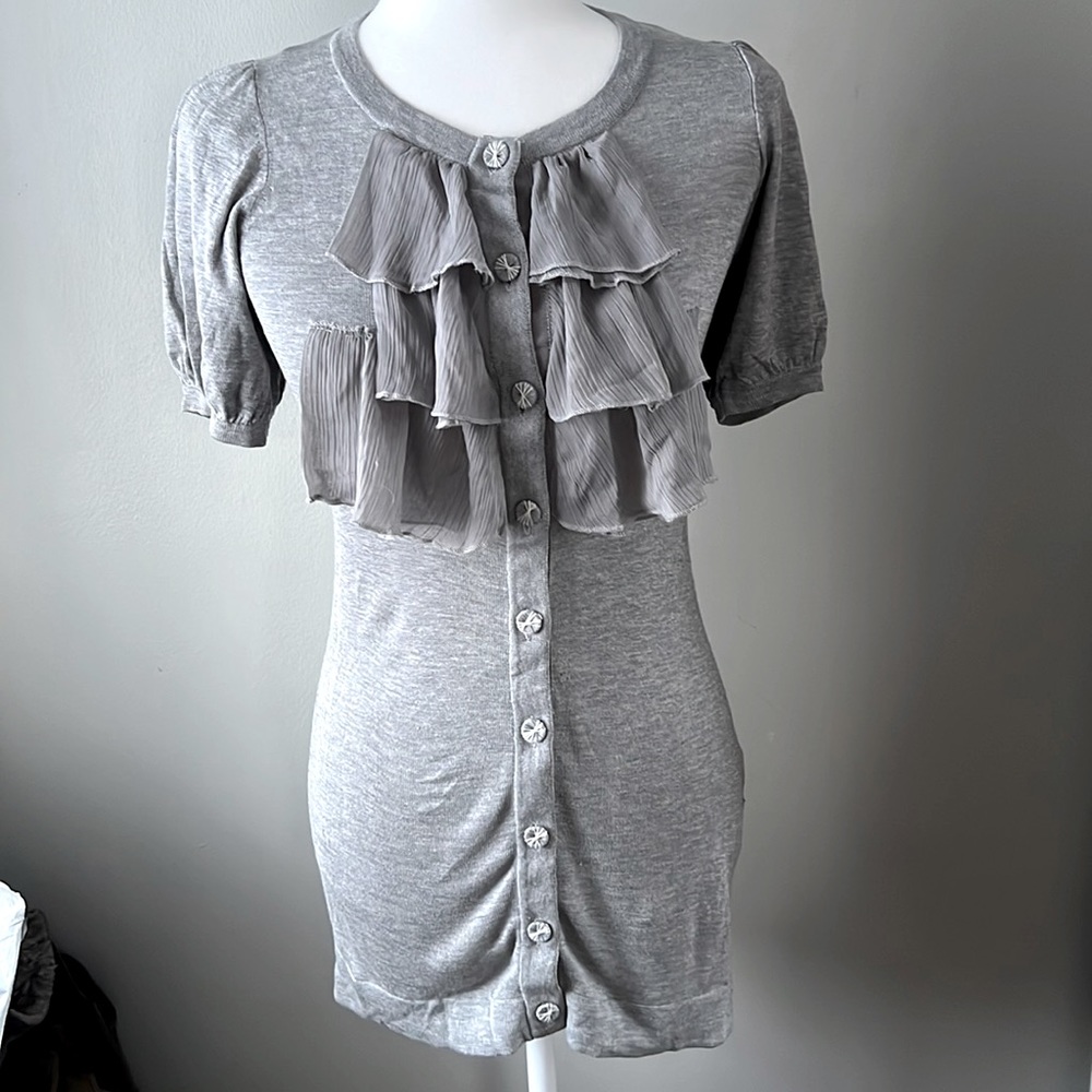 Lovely buttons top